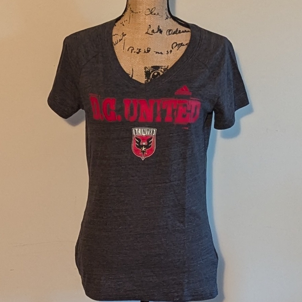 🍎3/$10 Adidas D.C. United Soccer Women's T-shirt Large